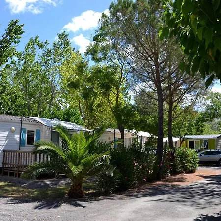 Camping Les Salisses - Maeva Vias Exterior photo