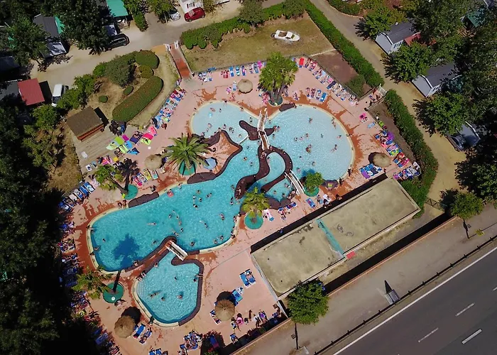 Camping Les Salisses - Maeva